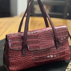 NEW RED CROC PATTERN HANGAG